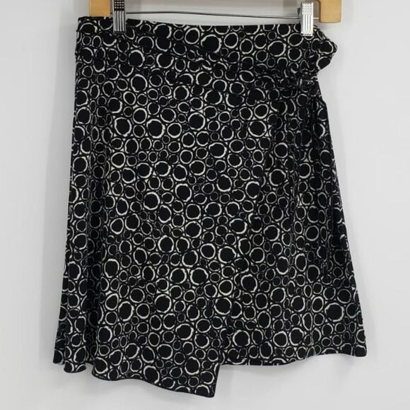 KENNETH COLE REACTION Womens XS black white wrap skirt - Picture 1 of 3